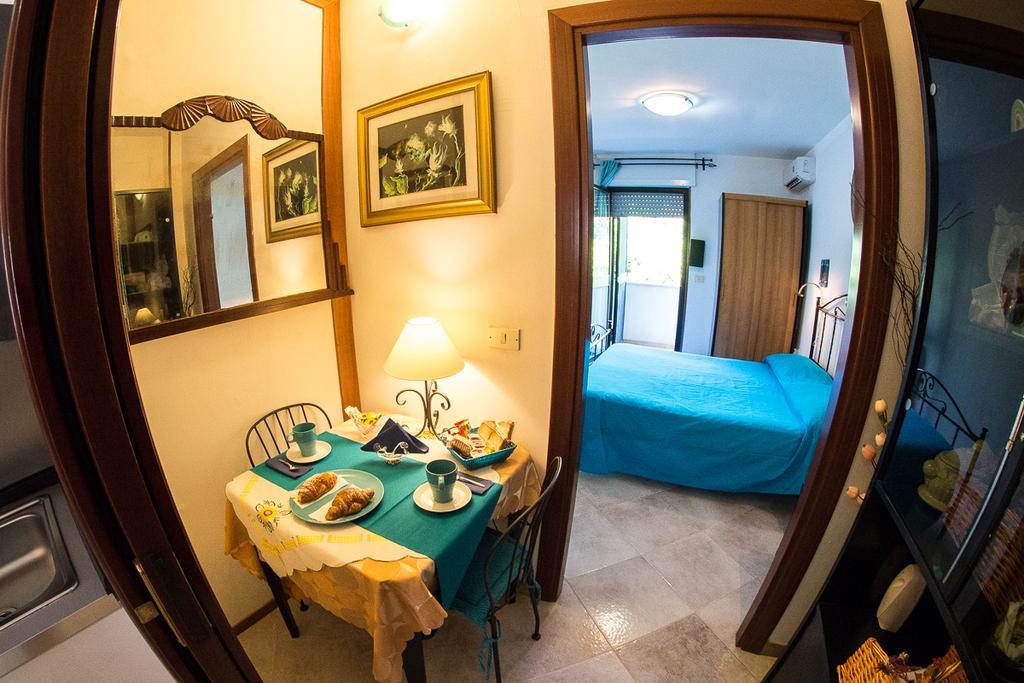 B&B Mare E Sole Бриндизи Екстериор снимка